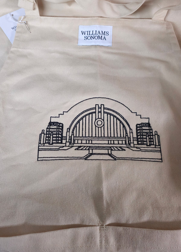 Cincinnati Museum Center embroidered on an apron